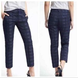 NWT Avery Straight-Fit Washable Wool-Blend Pant. Navy Plaid. Size 6S